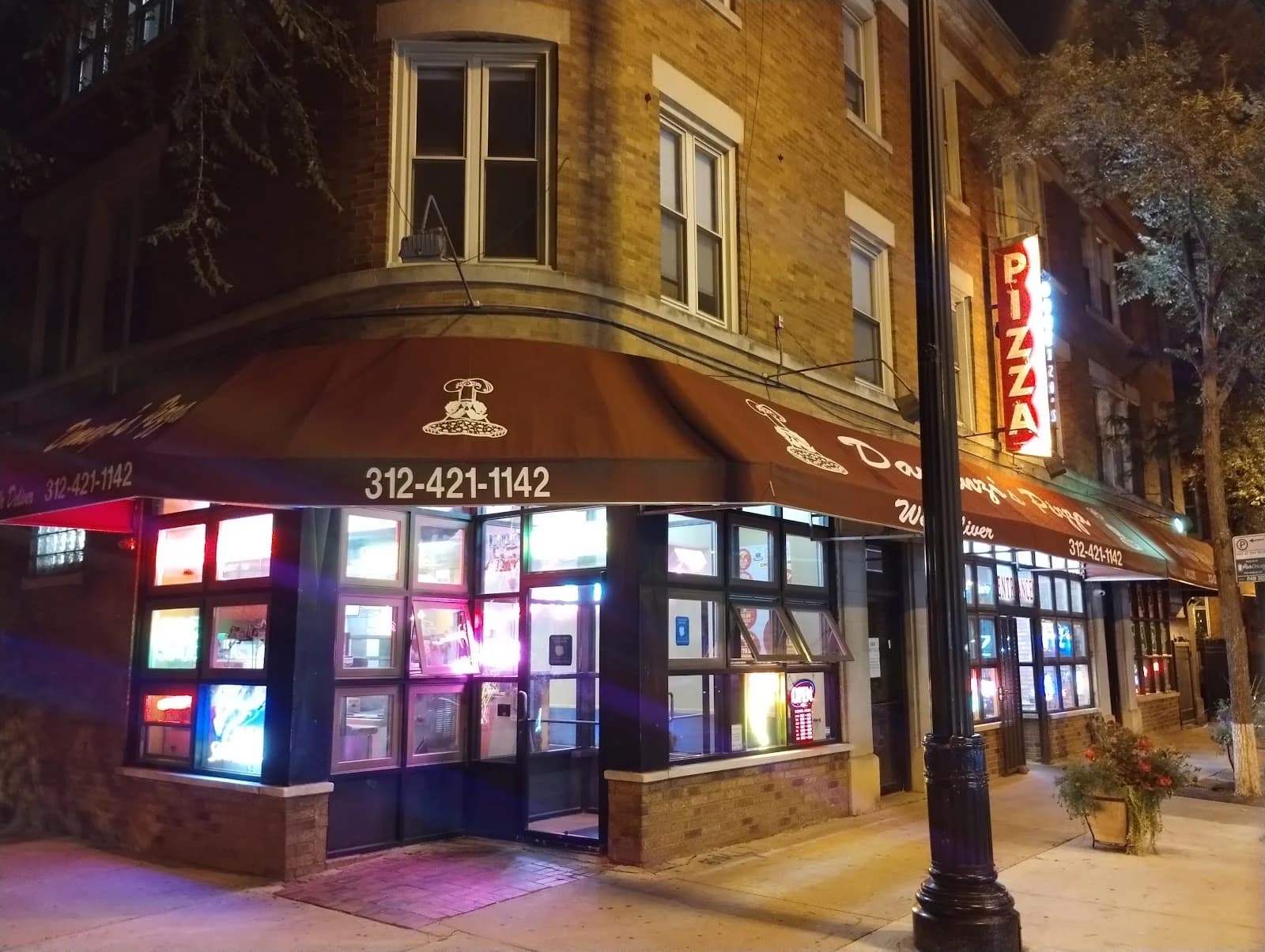 Damenzo’s Pizza photo 1