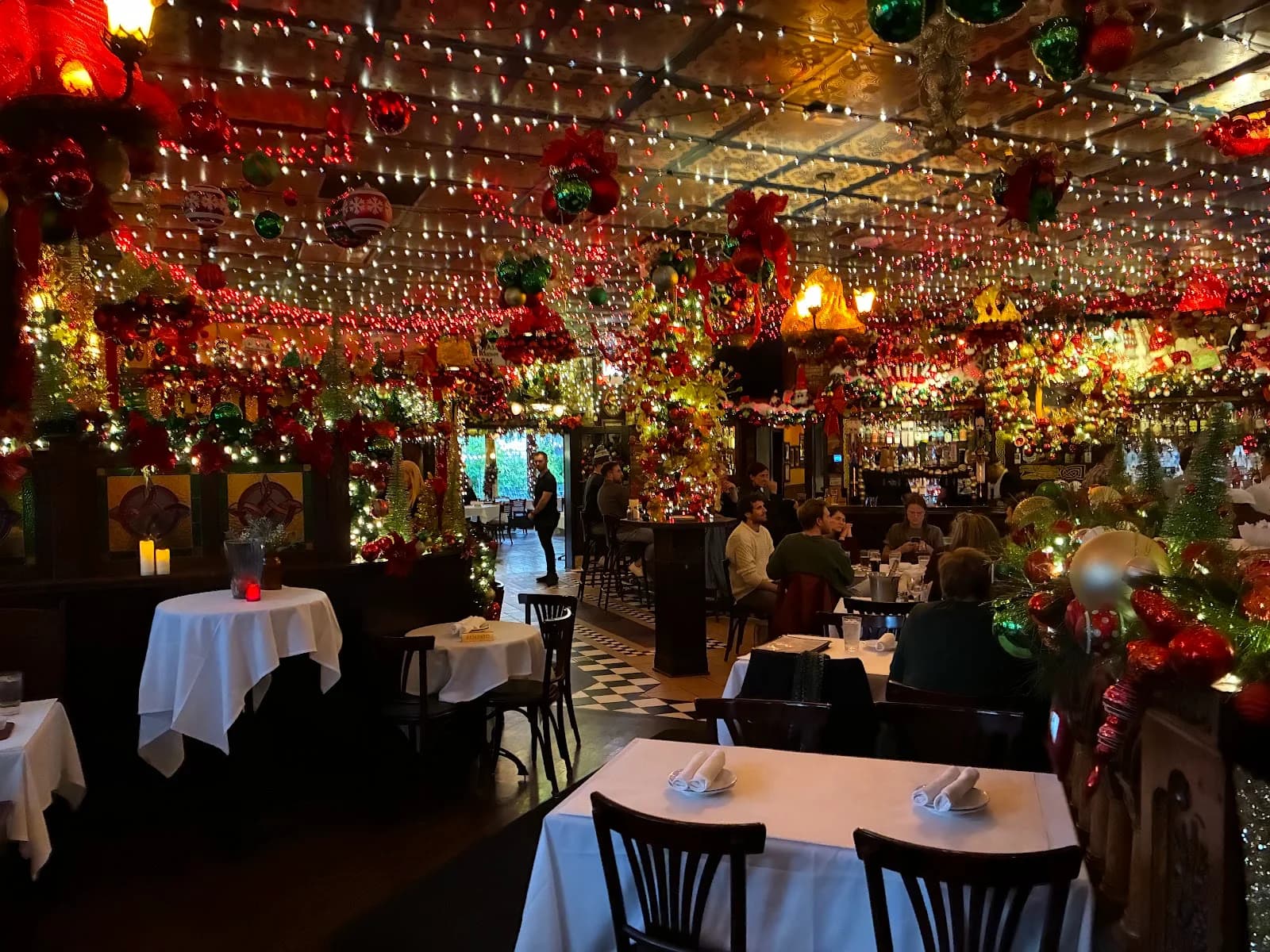 Chief O'Neill's Pub Restaurant Beer Garden photo 1