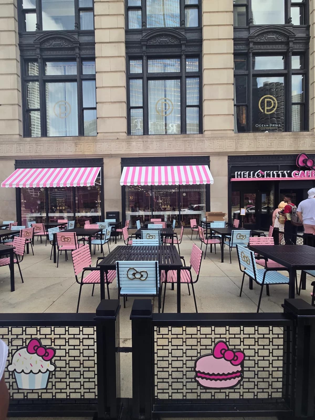 Hello Kitty Cafe photo 5