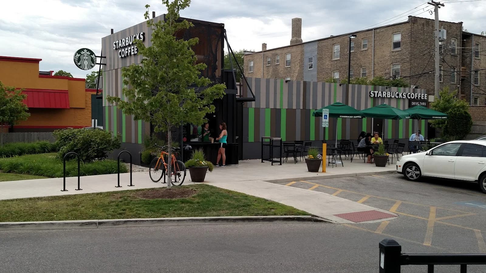 Starbucks Coffee Company photo 1
