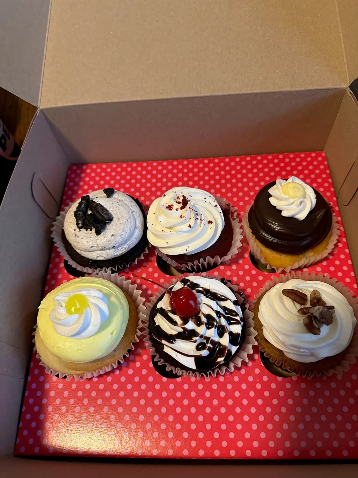 Smallcakes: A Cupcakery and Creamery of Elmhurst photo 9