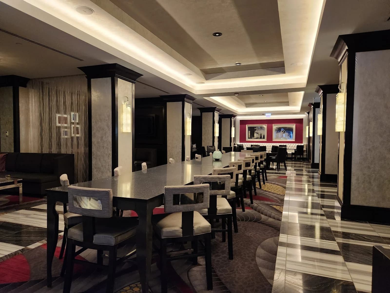 Adamus Lounge photo 3