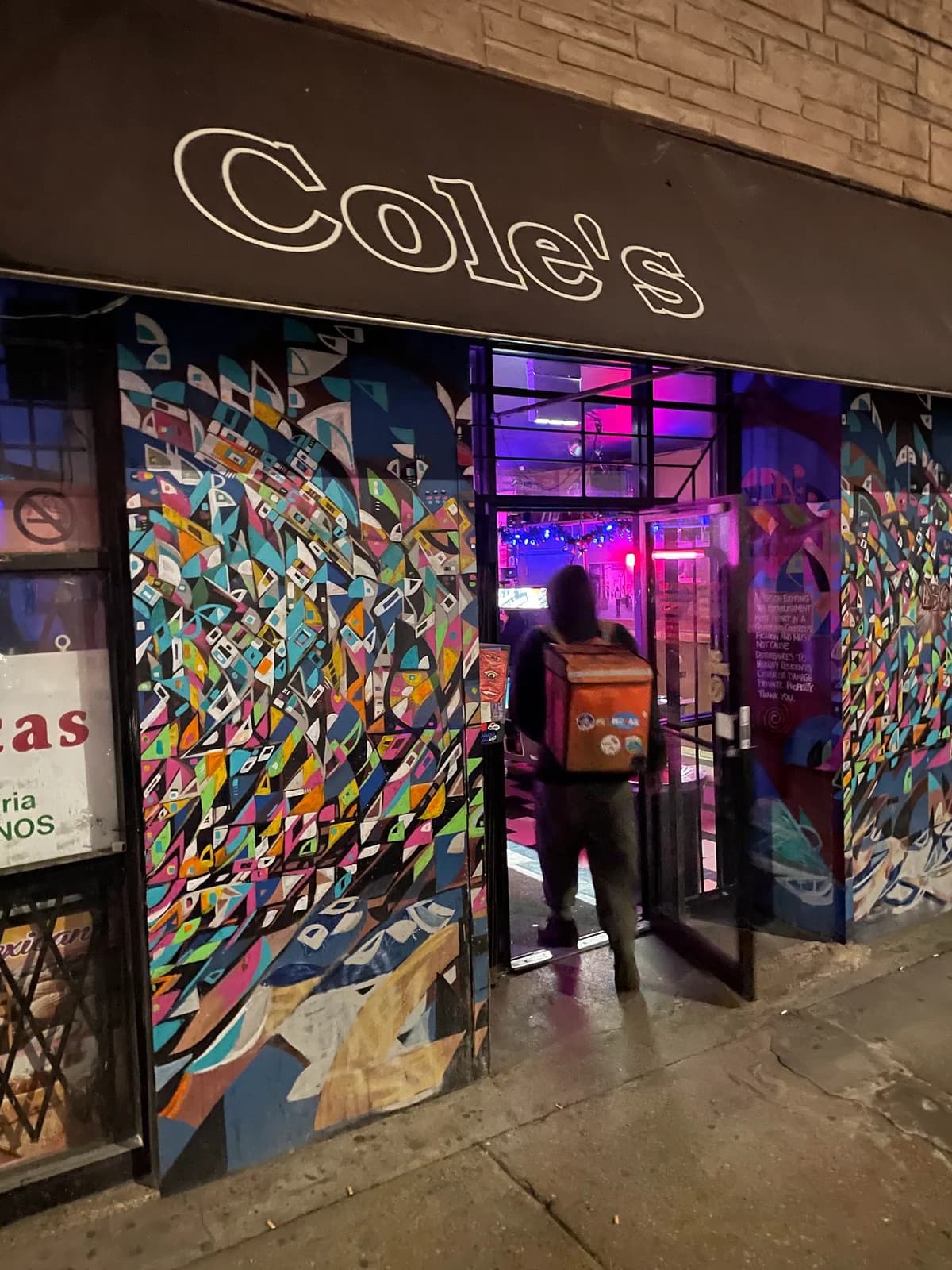 Cole's Bar photo 9