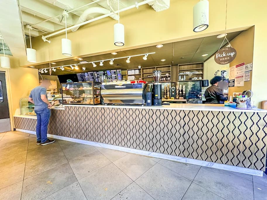 Queen Yemeni Coffee – Uptown photo 2