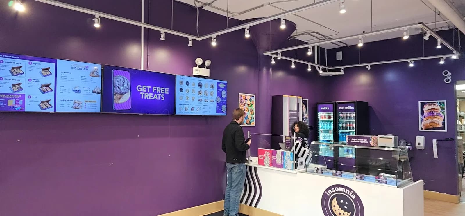 Insomnia Cookies photo 2