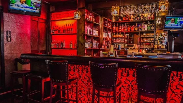 Brando’s Speakeasy photo 2