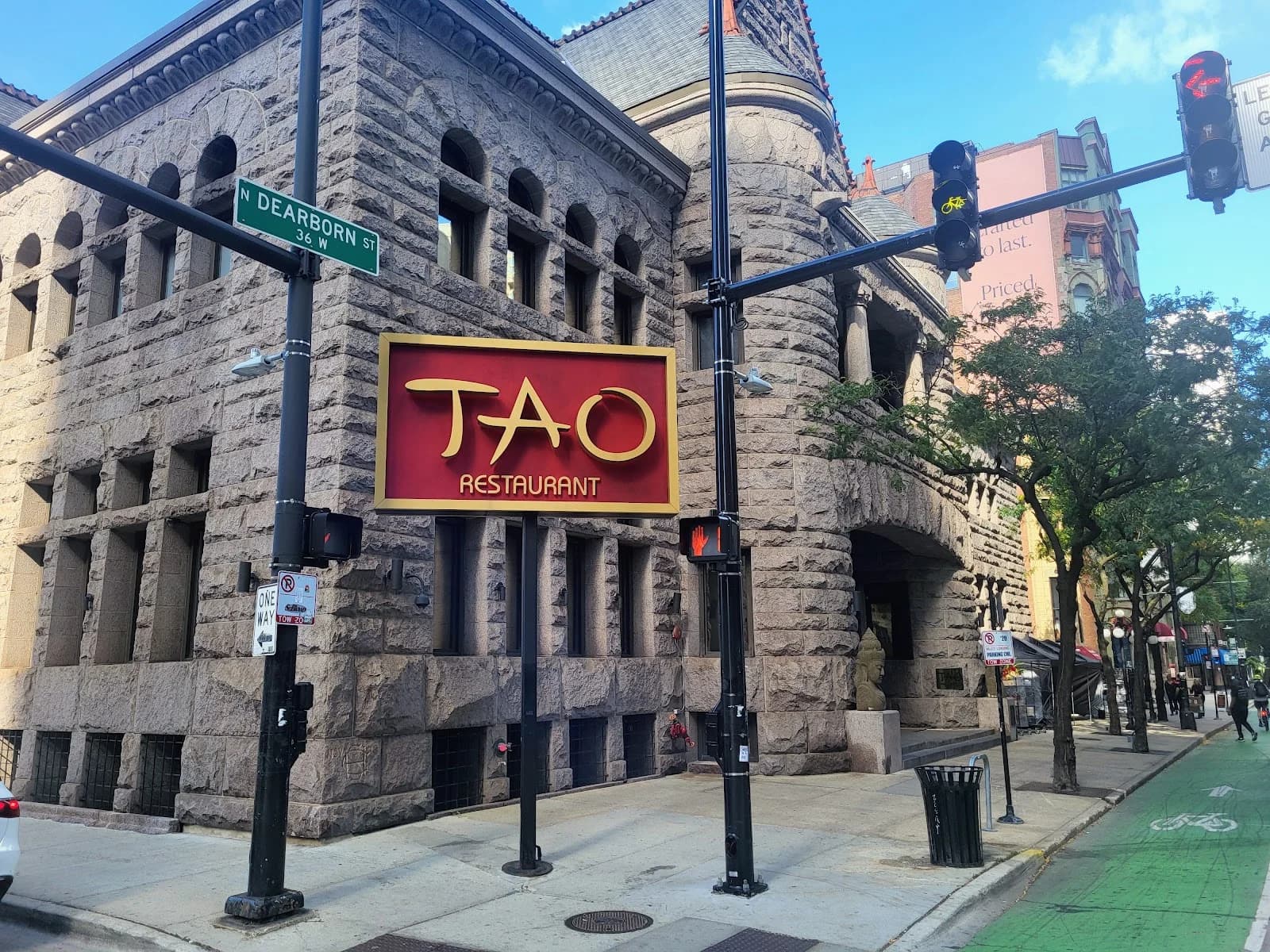 TAO Chicago photo 6