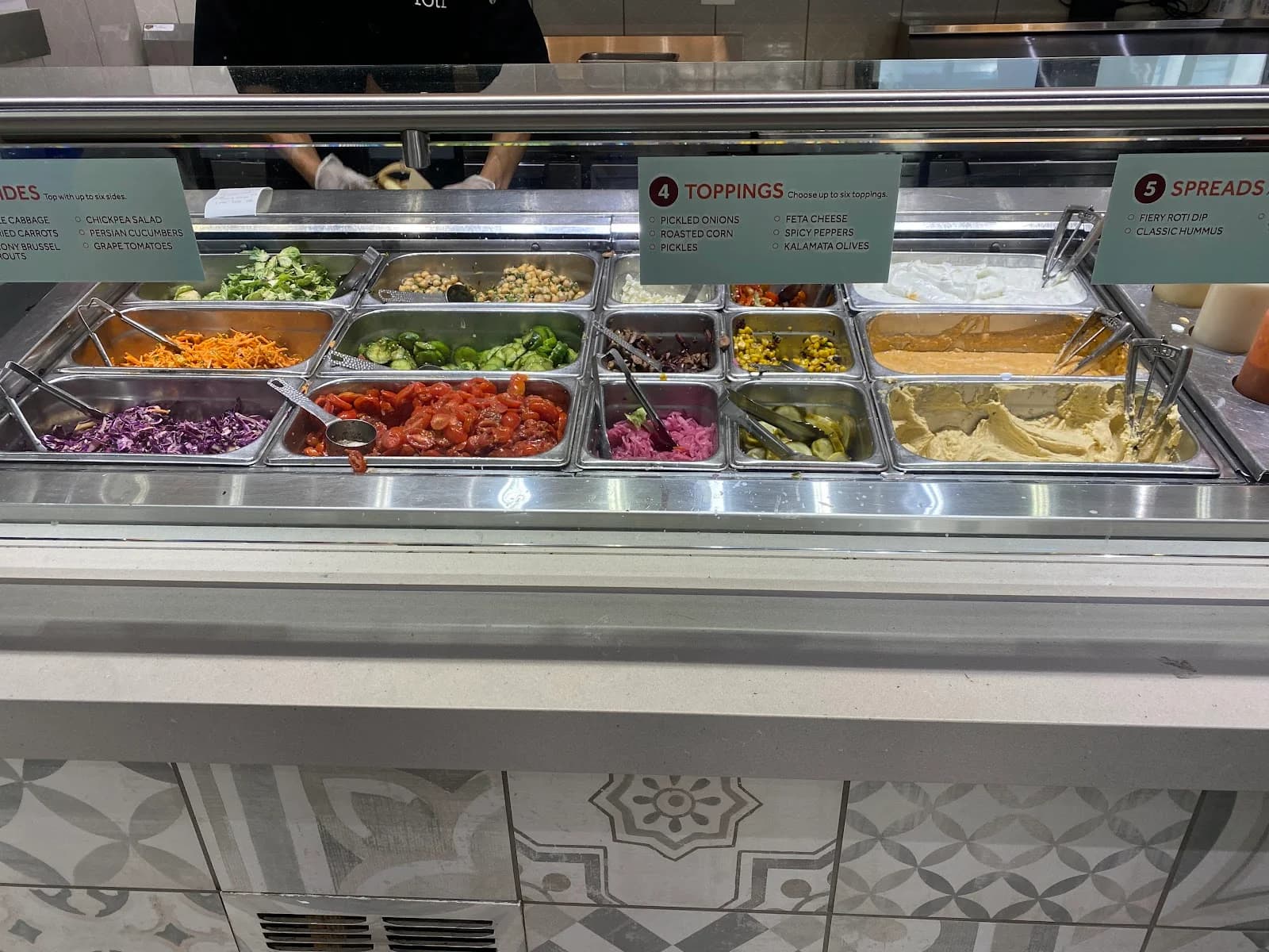 Roti Mediterranean Bowls. Salads. Pitas. photo 3