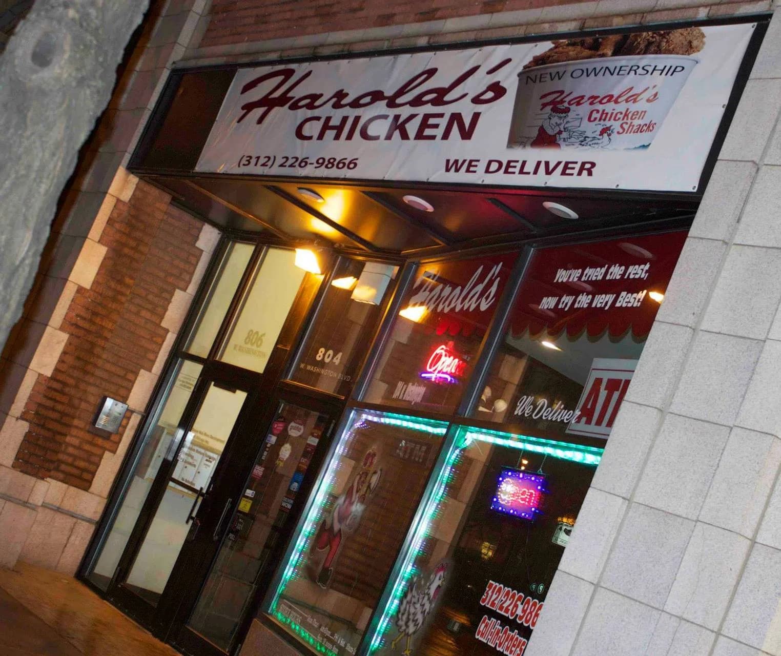 Harold’s Chicken Shack West Loop photo 3