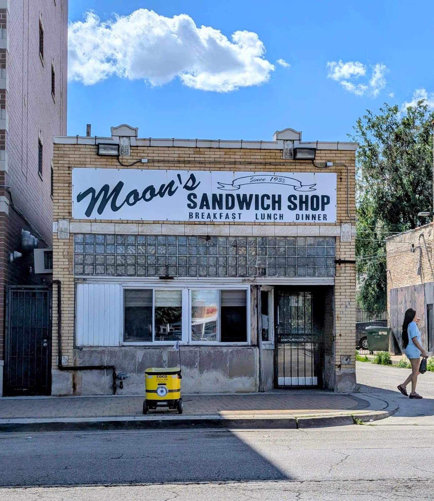 Moon's Sandwich Shop photo 1