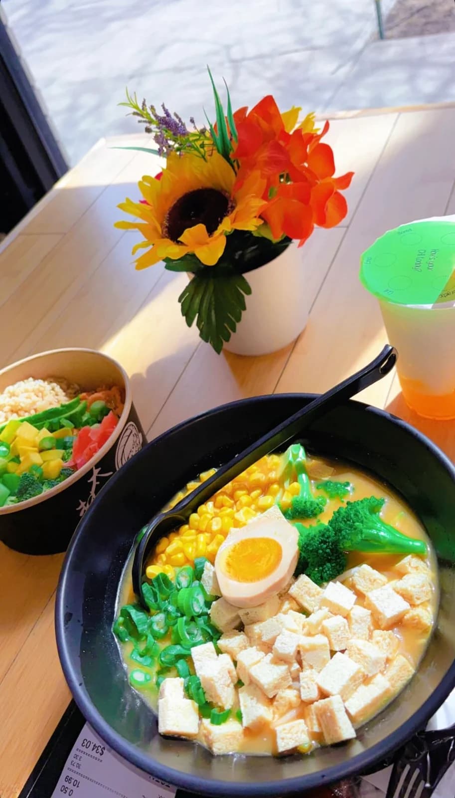 Taichi Bubble Tea, Ramen and Poke Bowl - Rogers Park photo 5