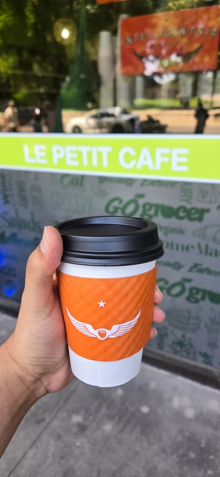 Le Petit Cafe photo 8