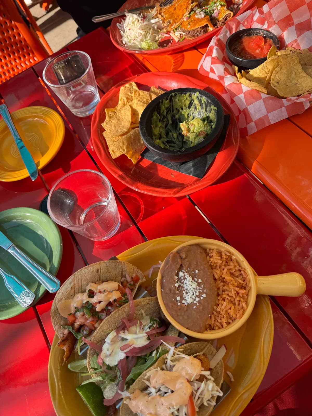 Mucho Gusto Barra + Cocina - Chicago photo 9