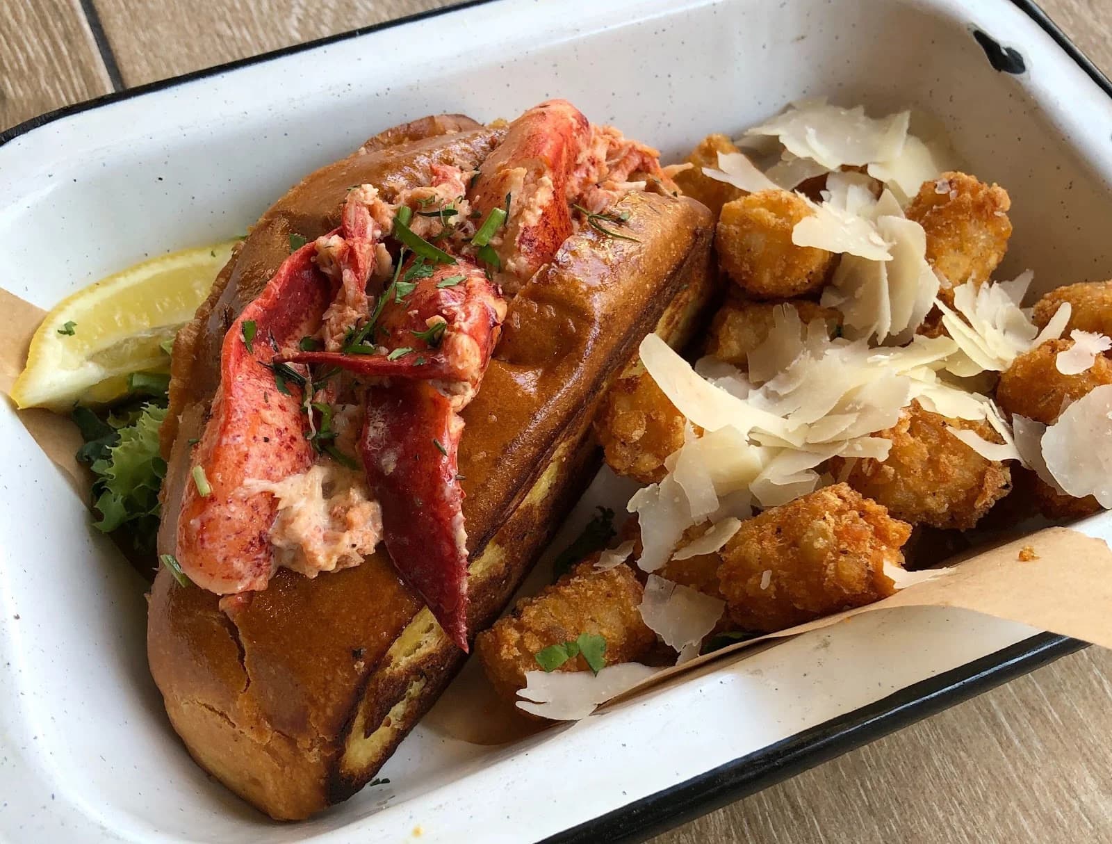 Brown Bag Seafood Co. photo 5