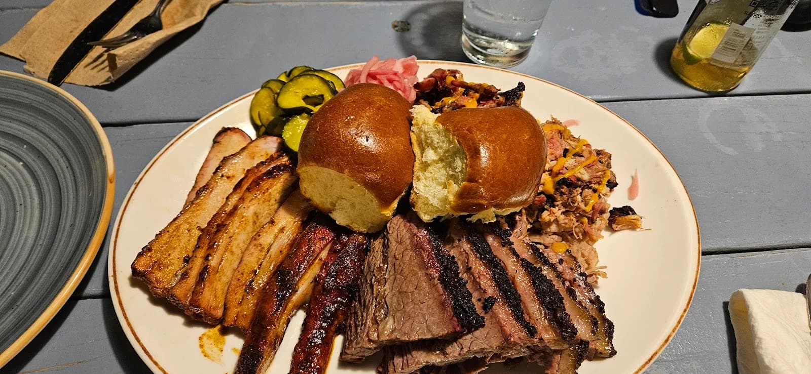 Briny Swine Smokehouse & Oyster Bar photo 3