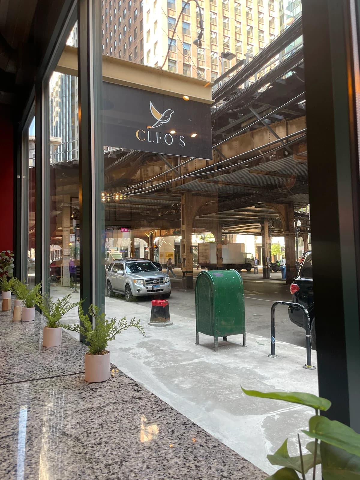 Cleo’s - Loop photo 1