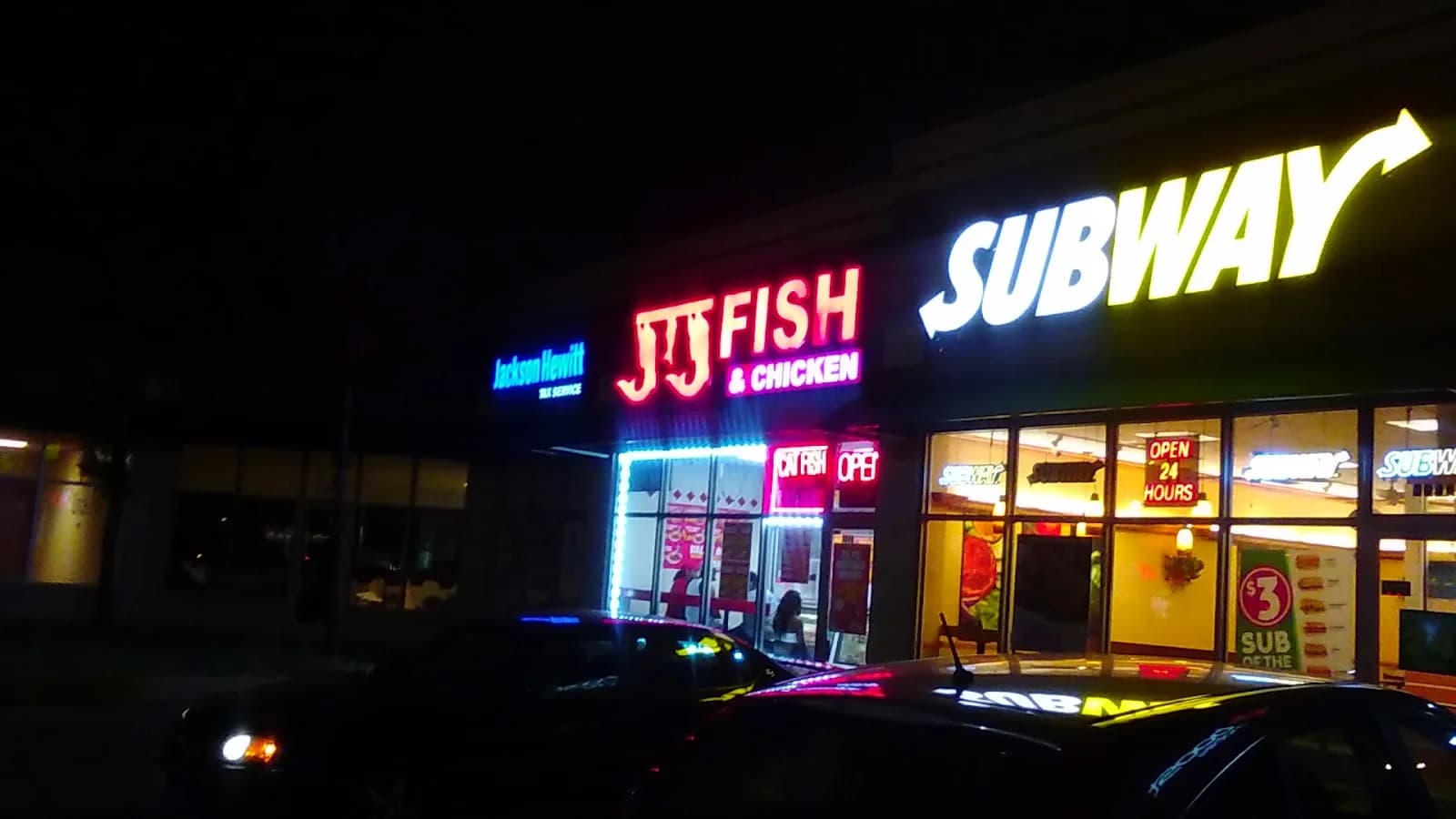 JJ Fish and Chicken photo 4