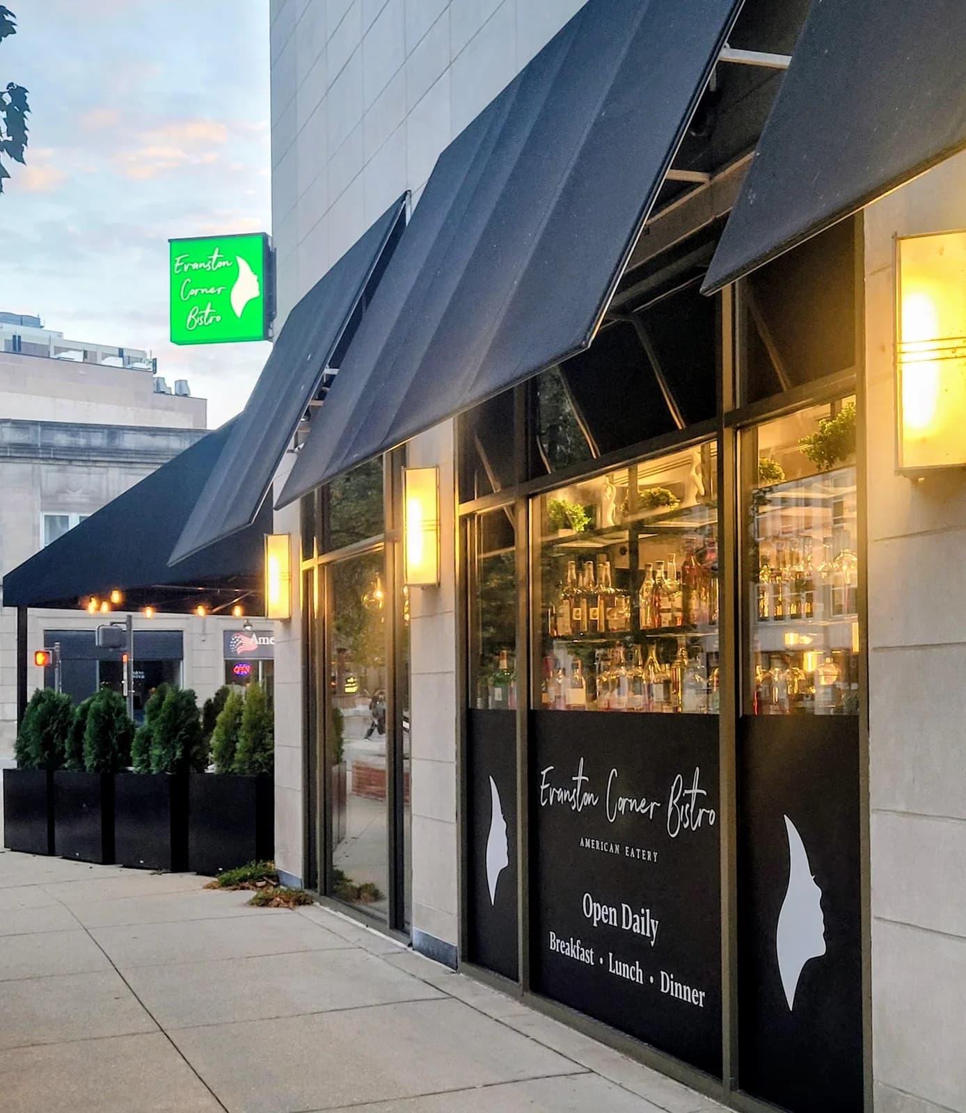 Evanston Corner Bistro photo 2
