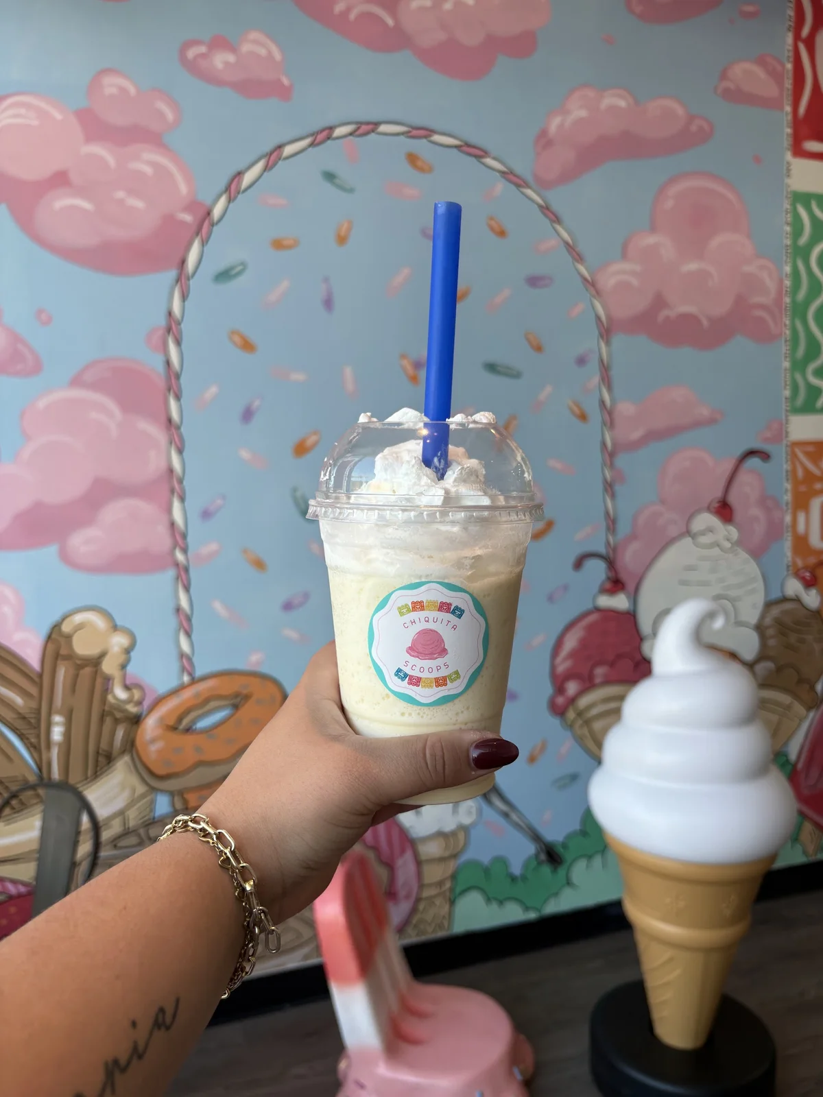 Chiquita Scoops photo 7