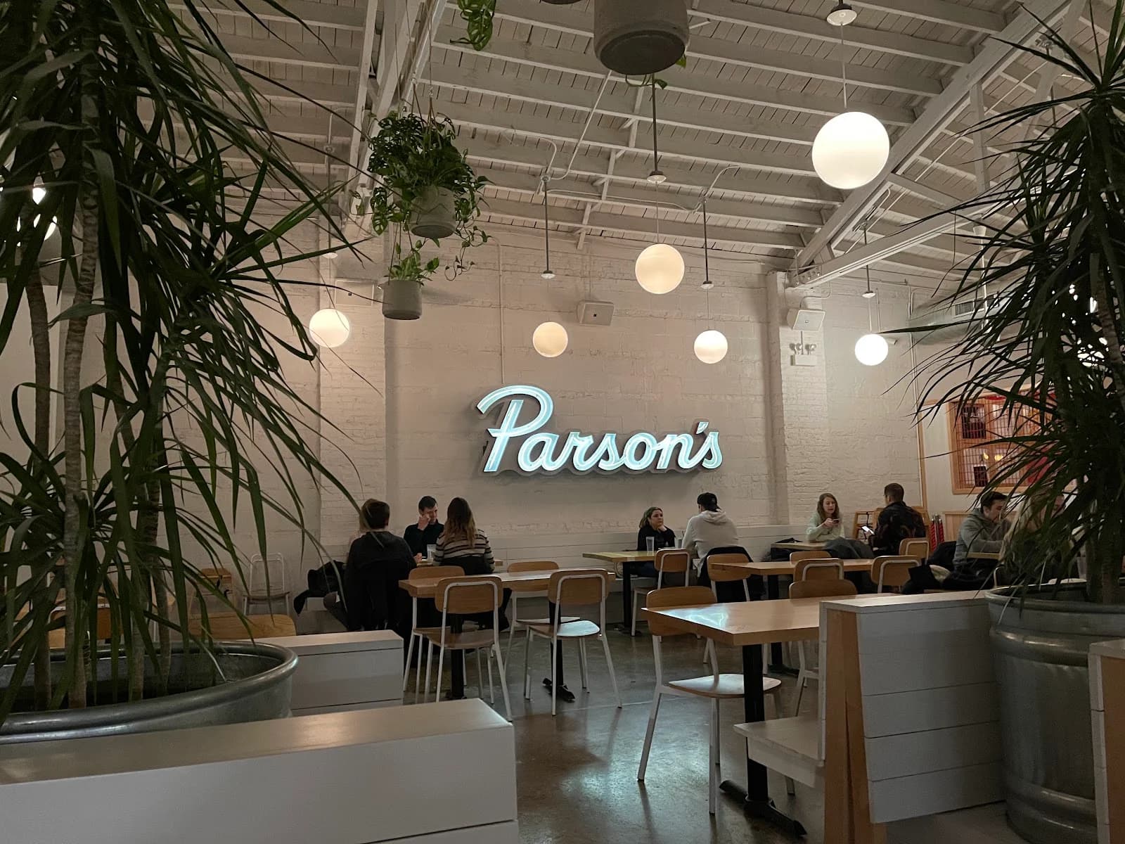 Parson's Chicken & Fish (Lincoln Park) photo 1
