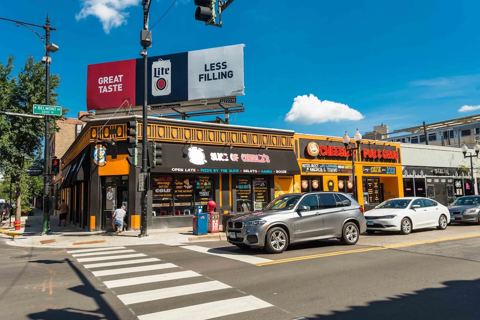 Cheesie's Pub & Grub - Lakeview photo 2
