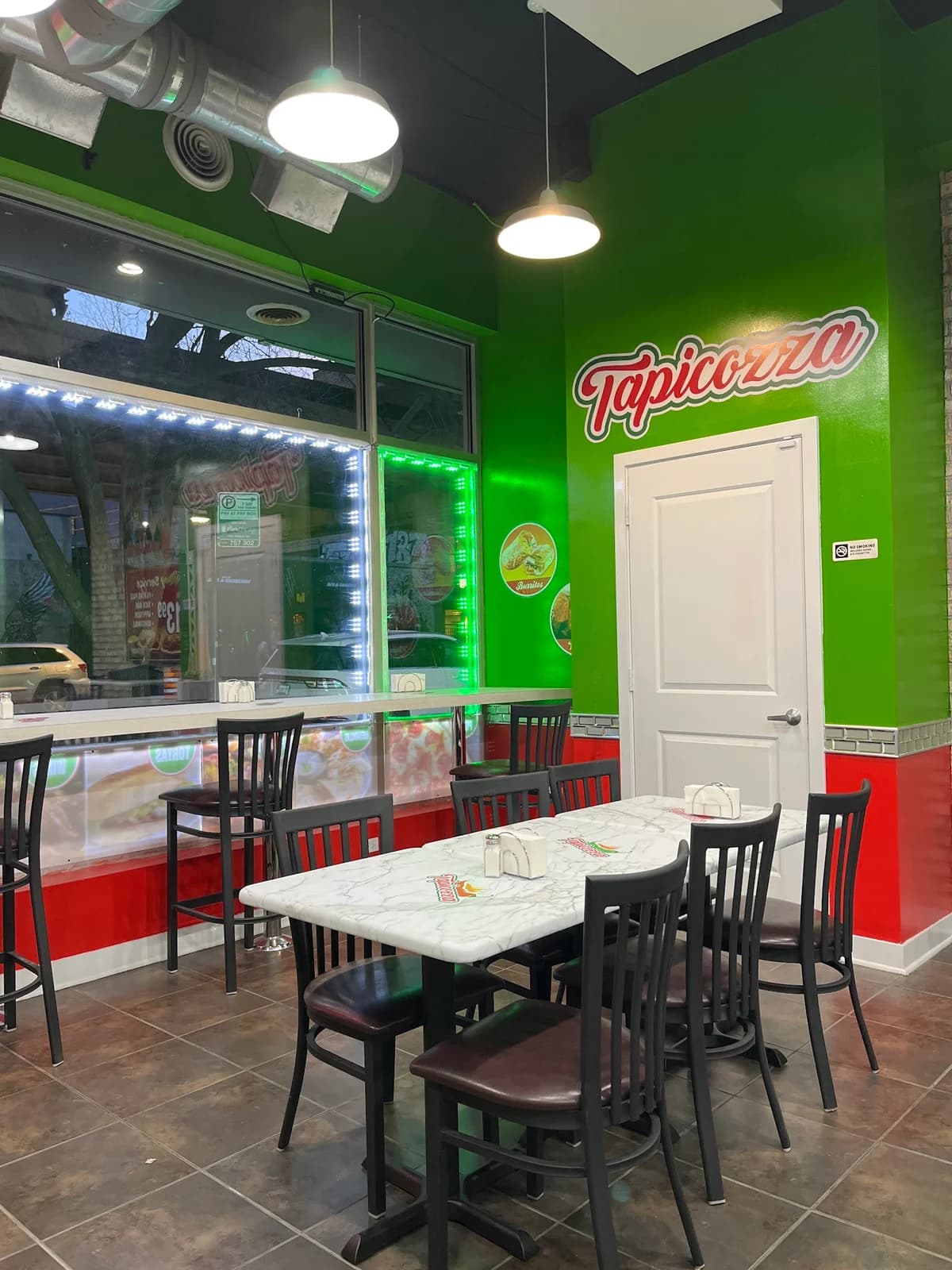 Tapicozza West Loop photo 1