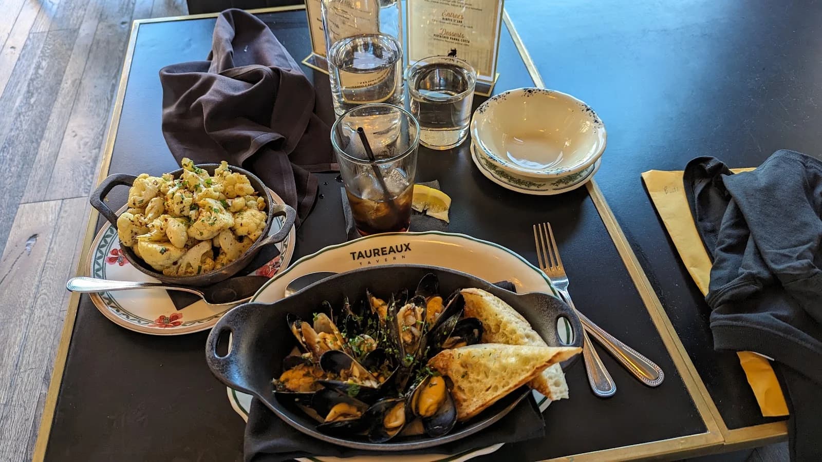 Taureaux Tavern photo 10
