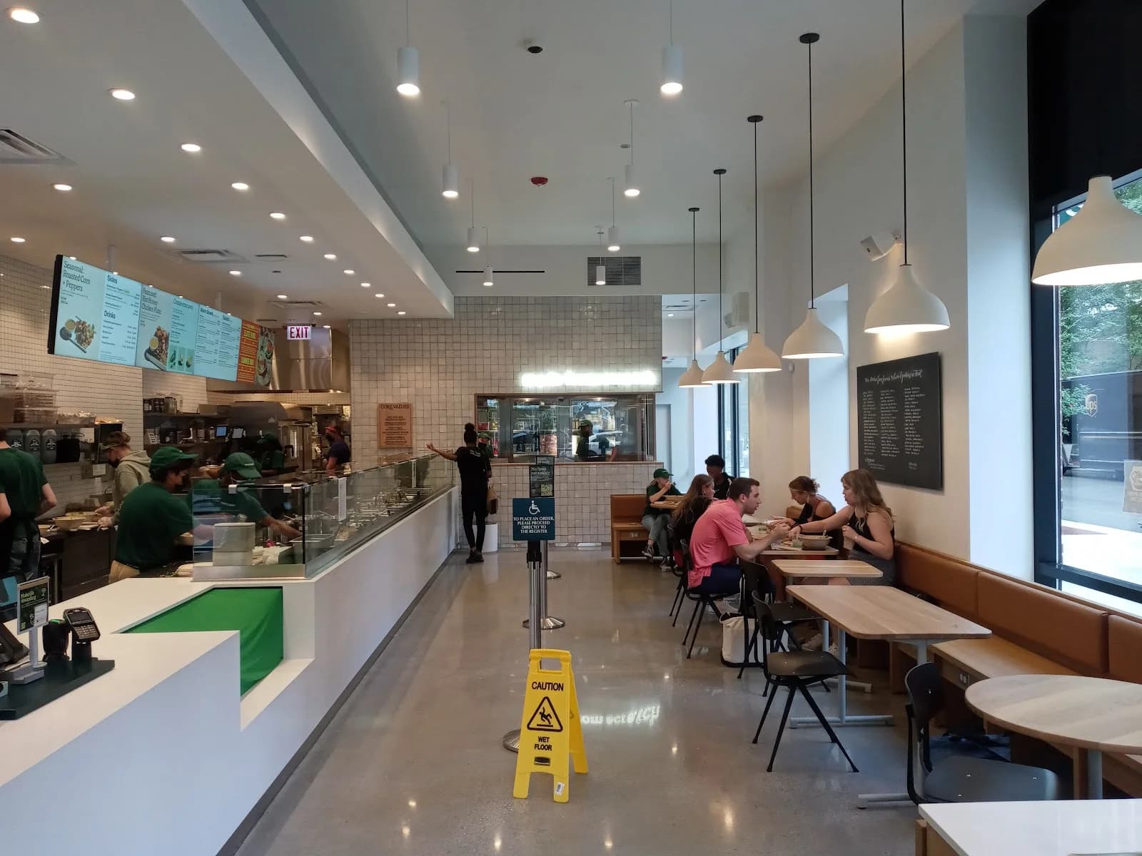 sweetgreen - Healthy Salads, Bowls and Plates photo 3