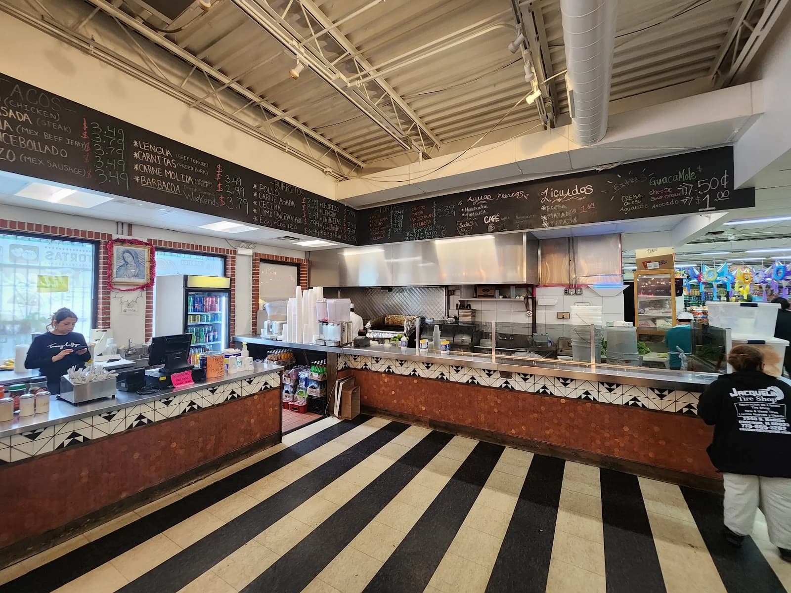 DL Burrito Place photo 4