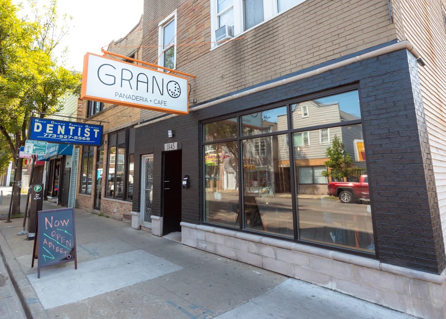 Grano Panaderia y Cafe photo 4