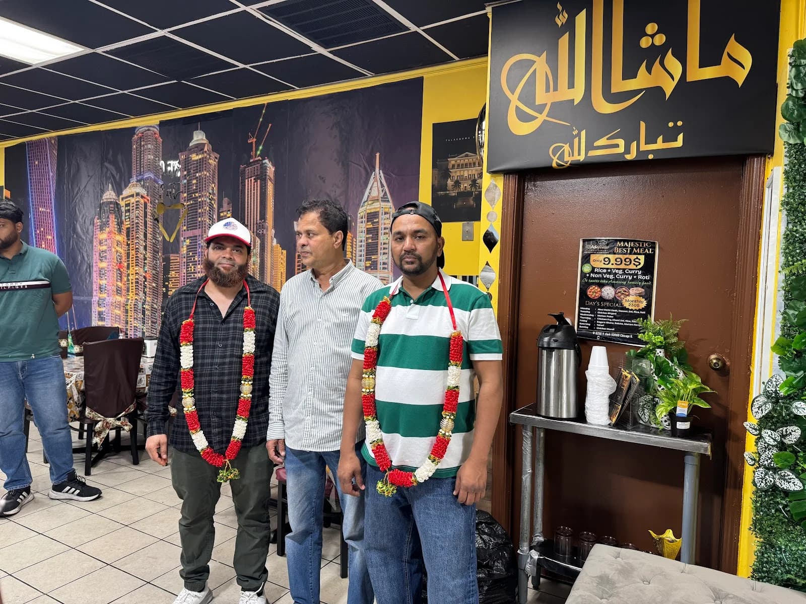 MAJESTIC burger halal express photo 5