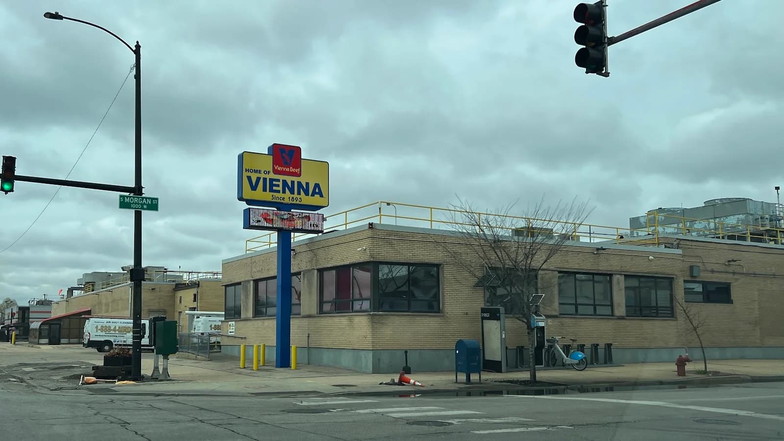 Vienna Beef Factory Store photo 5