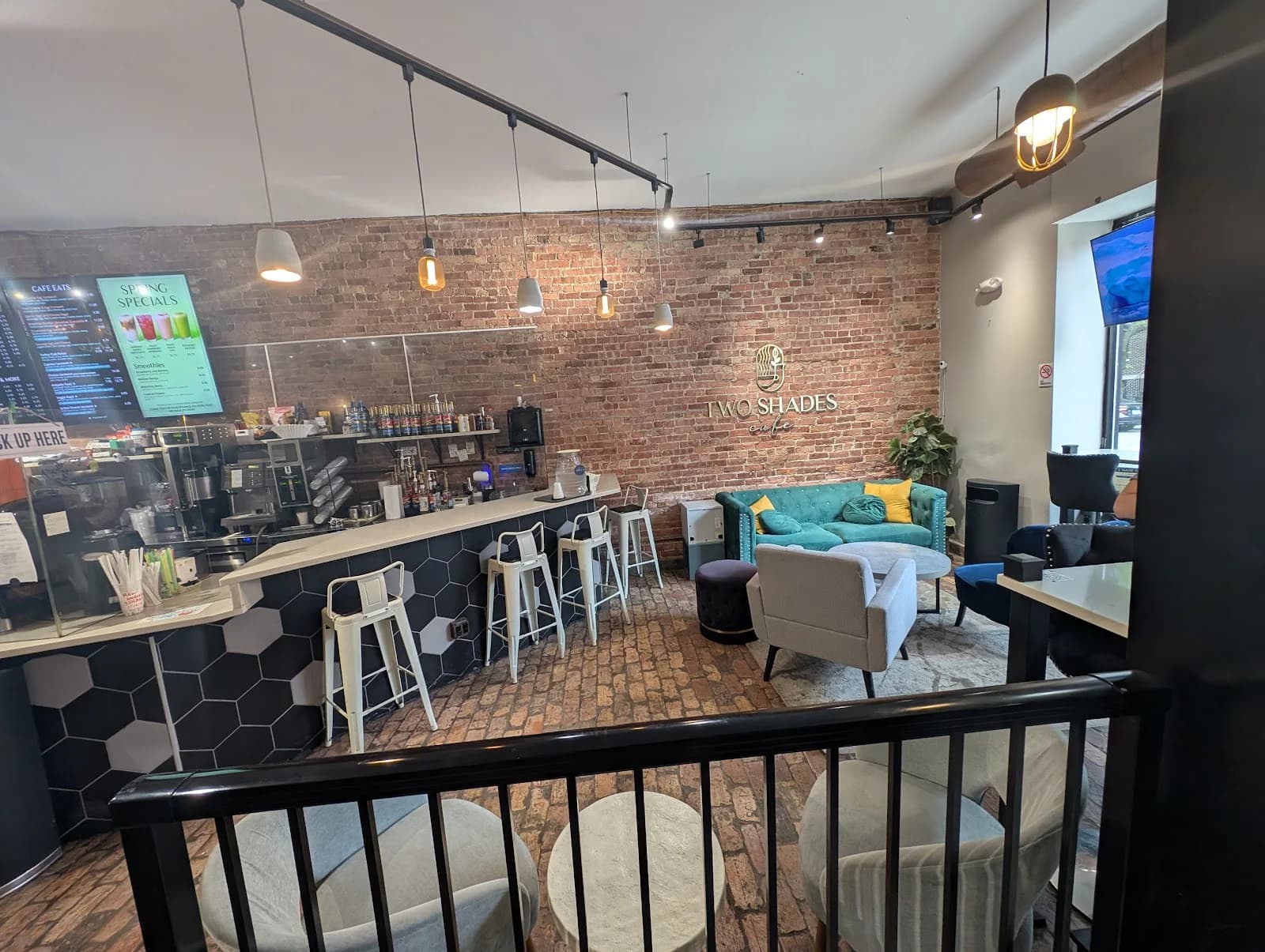 Two Shades Cafe photo 2