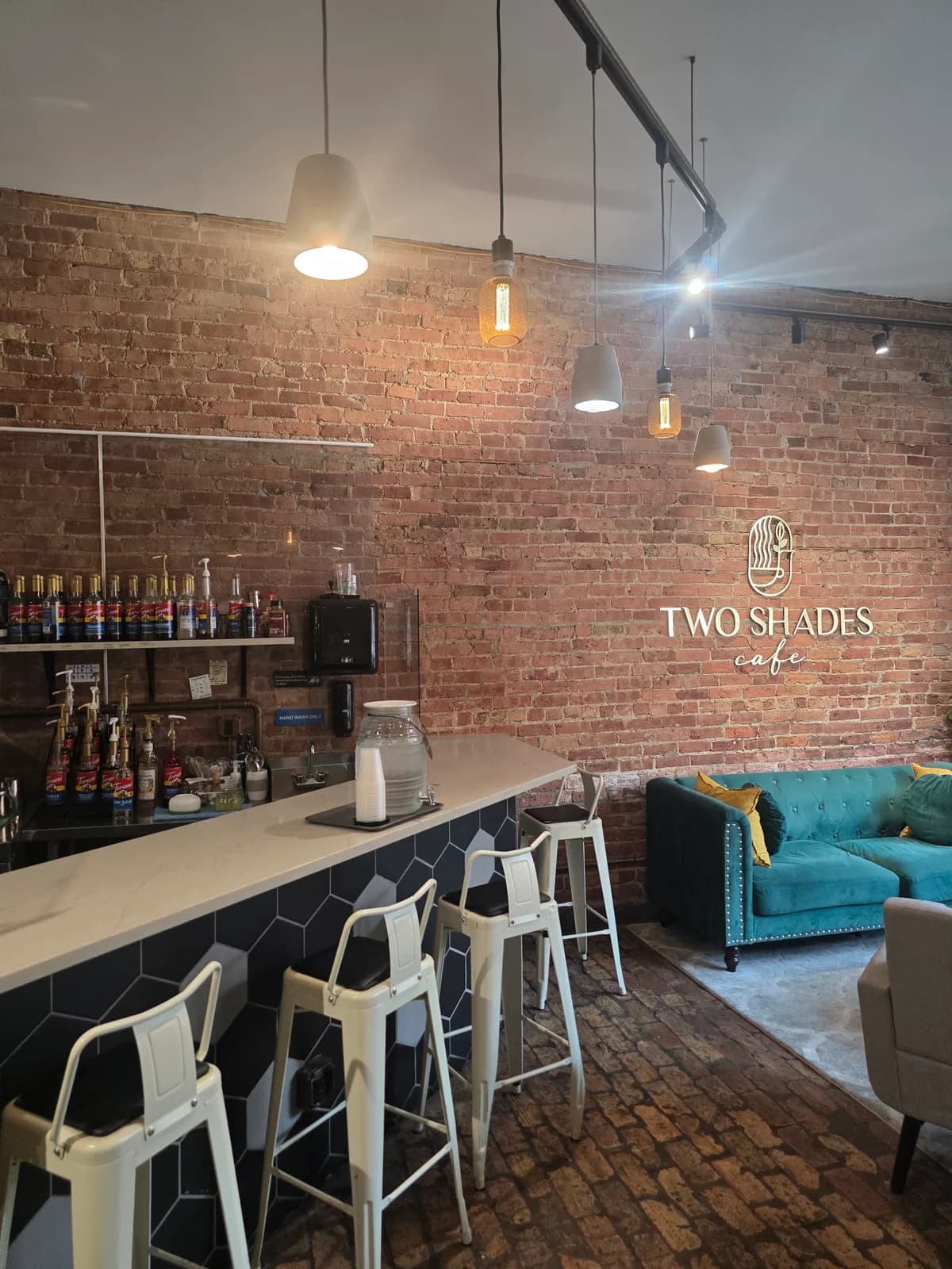 Two Shades Cafe photo 3