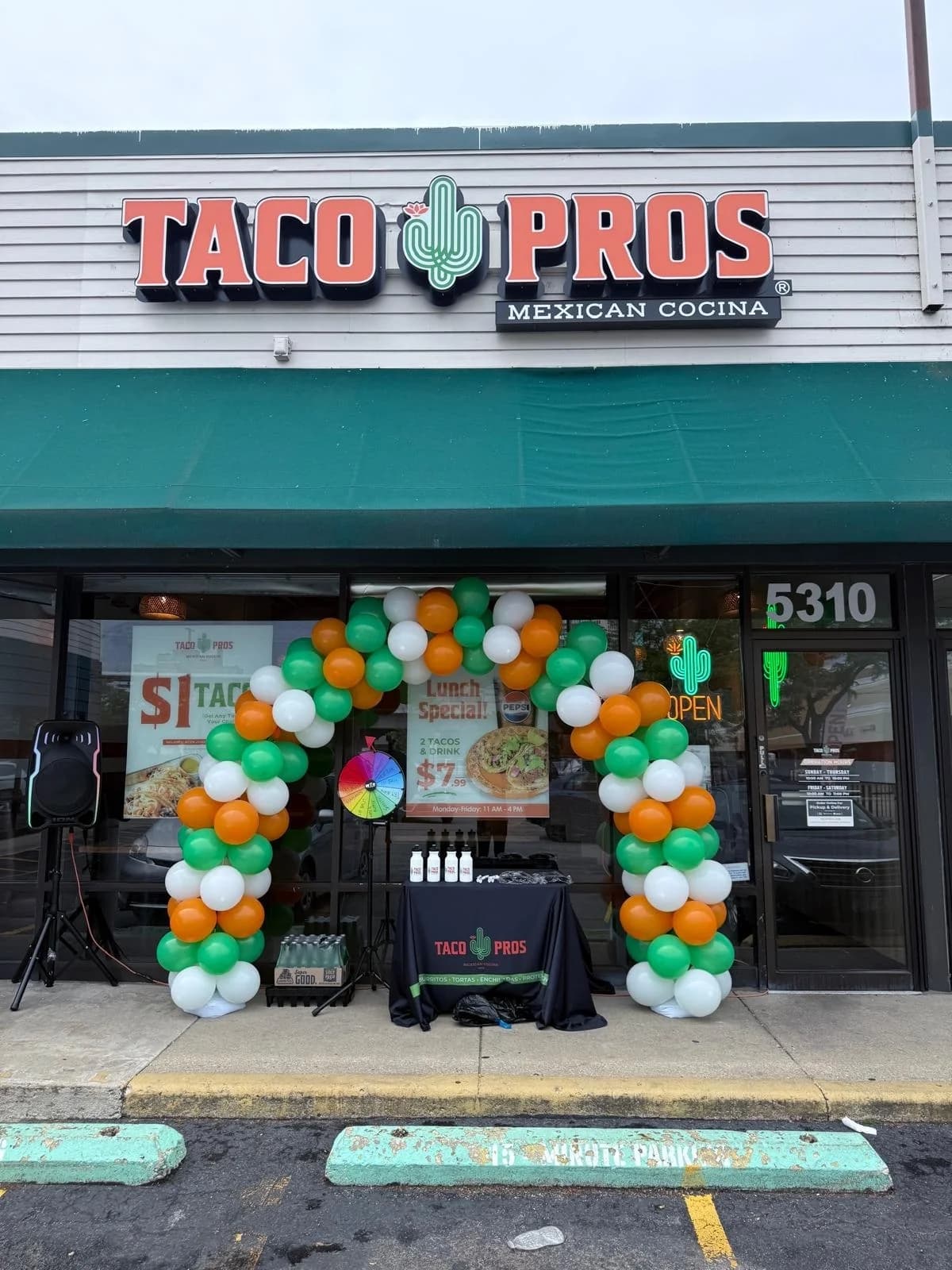 Taco Pros - Edgewater photo 1