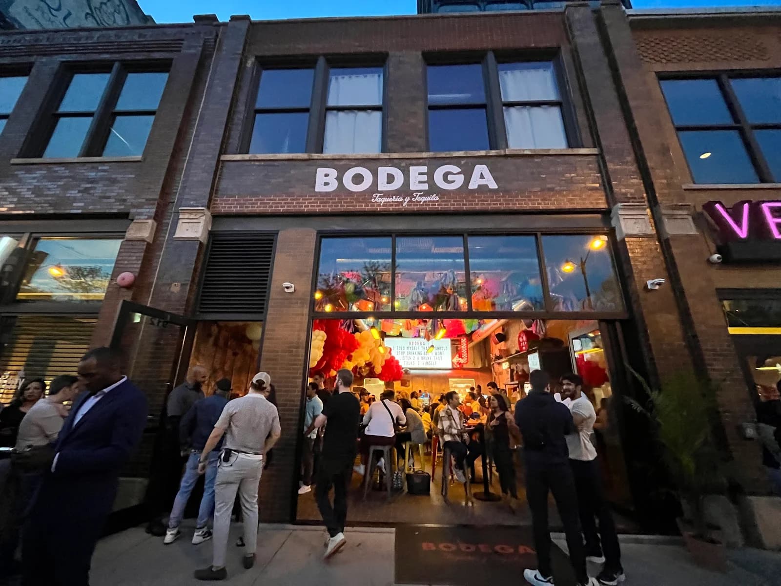 Bodega Taqueria y Tequila West Loop photo 5