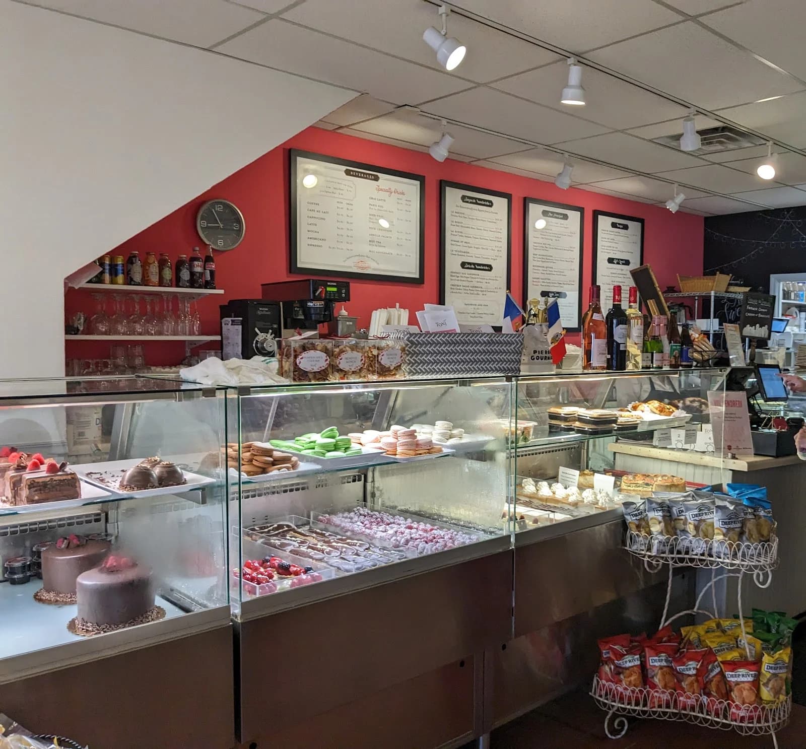 Toni Patisserie & Cafe photo 1