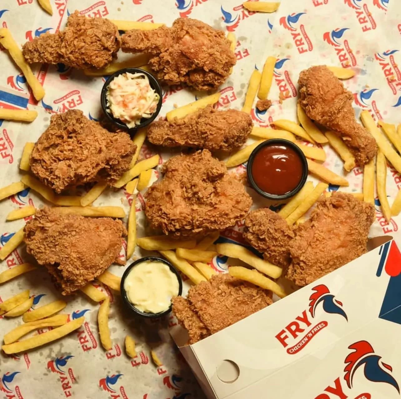 FRY CHICKEN ‘N FRIES - Lincoln Park photo 8