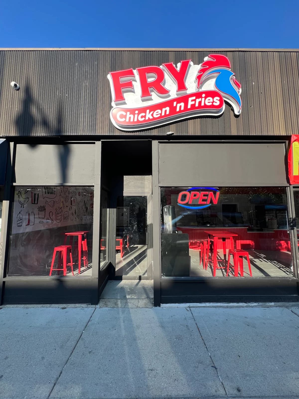 FRY CHICKEN ‘N FRIES - Lincoln Park photo 3