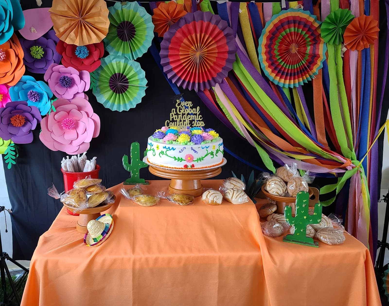 Panadería Los Gallos photo 4