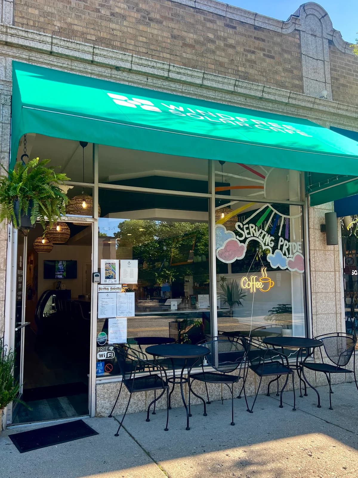 Windfree Solar Cafe photo 6