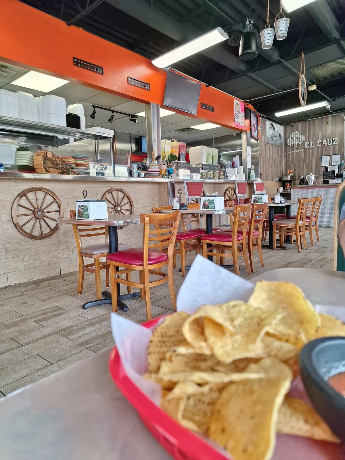El Sauz Taqueria photo 2