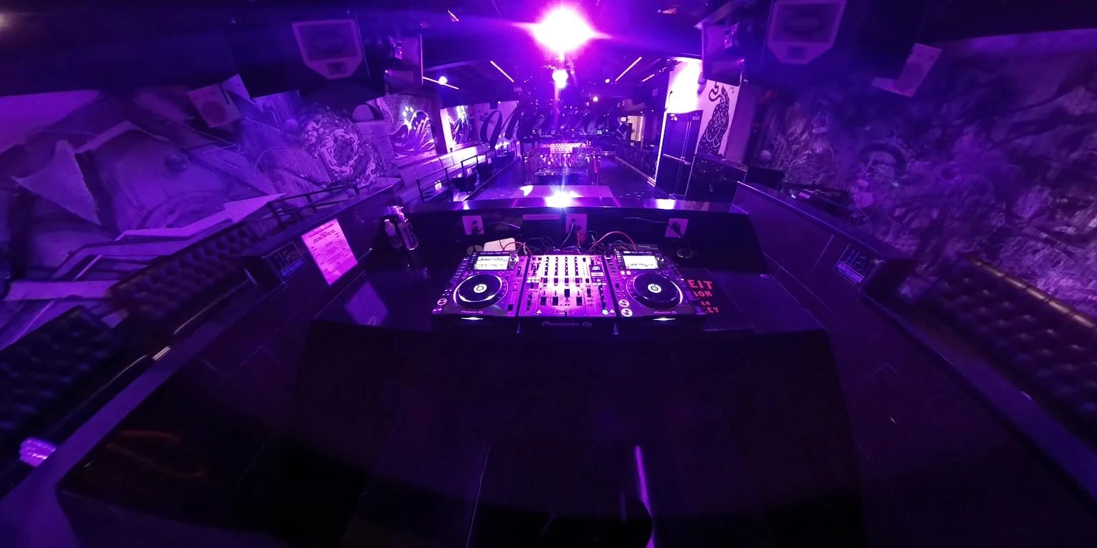 Fame Nightclub photo 4
