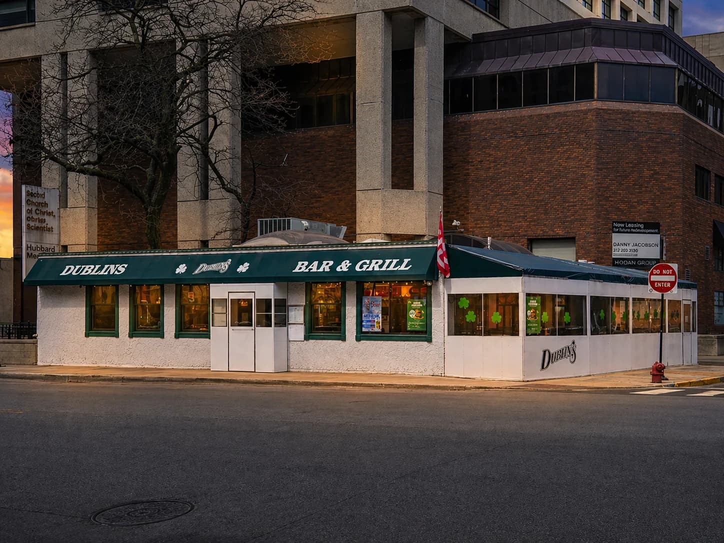 Dublin's Bar & Grill photo 2
