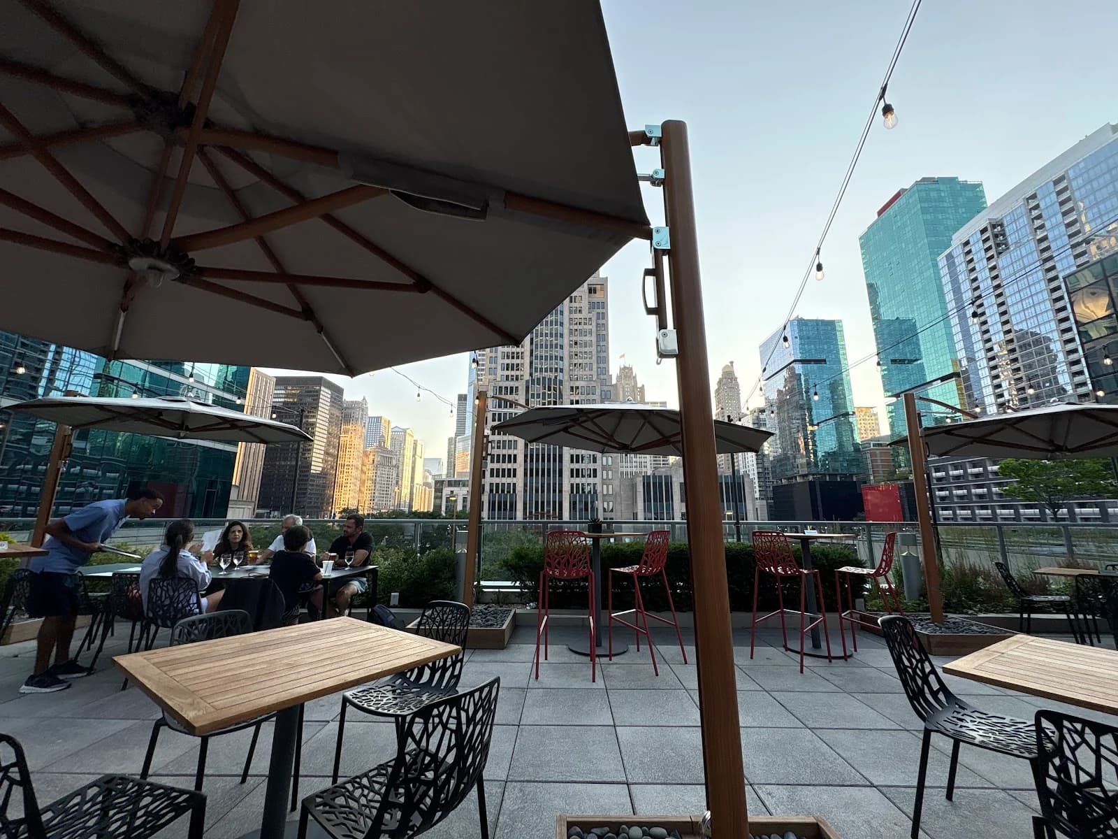 Streeterville Social photo 3
