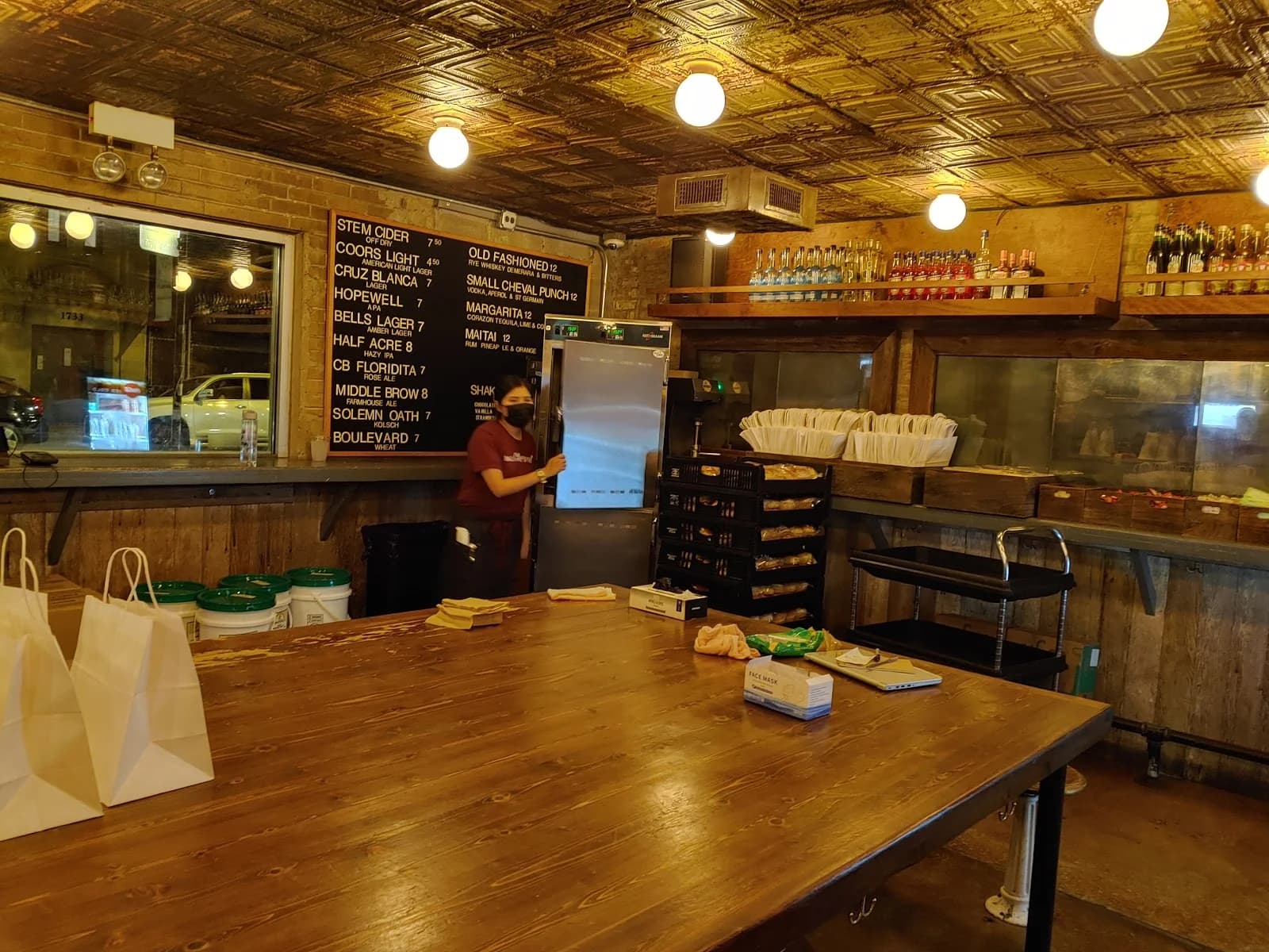 Small Cheval- Wicker Park photo 6