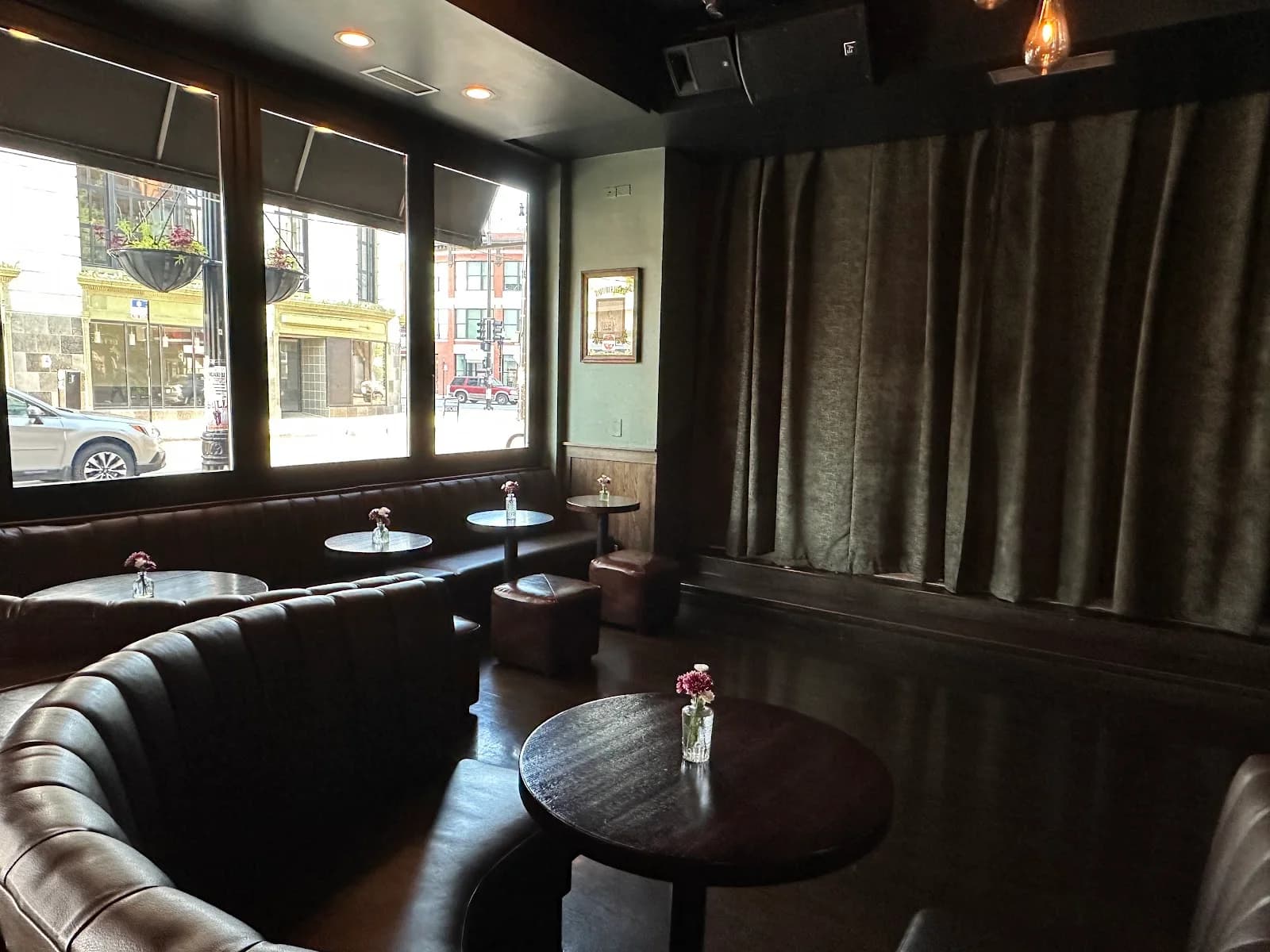 Uptown Lounge & Coffee Shop photo 2