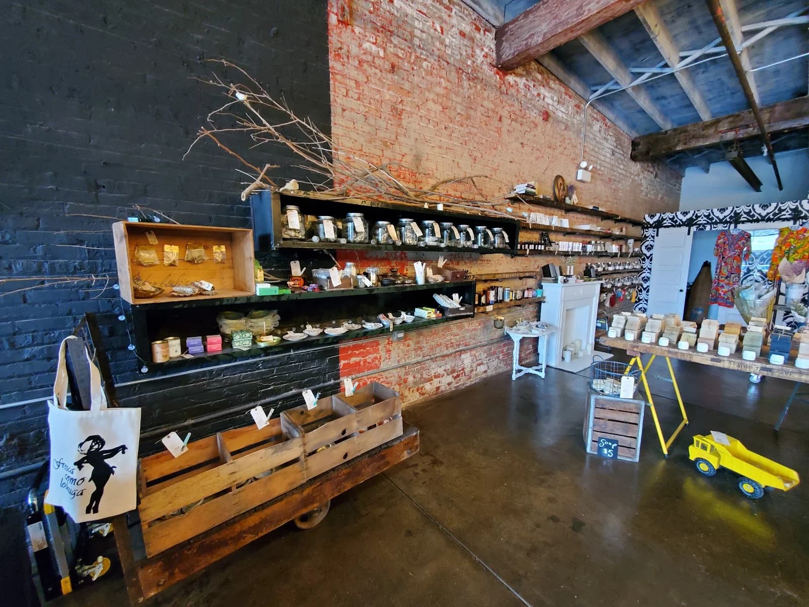 Workshop Apothecary photo 3