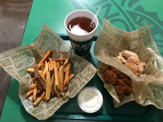 Wingstop photo 10