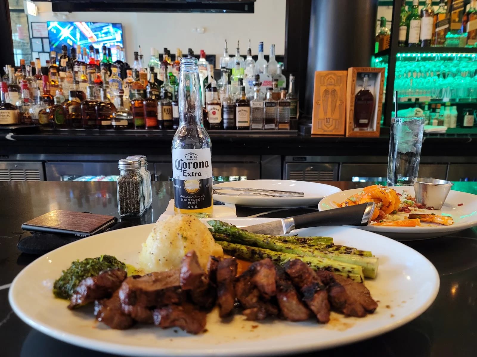 Black Barrel Tavern photo 4